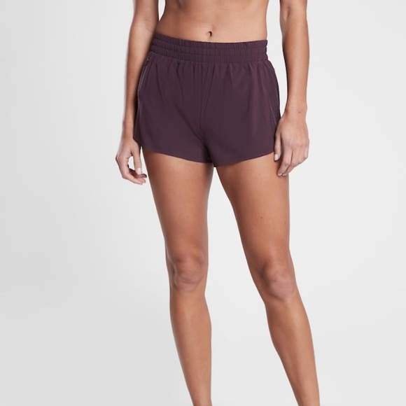 Athleta Pants - Athleta Hustle 3” Short in Agate Purple Size Large NWT